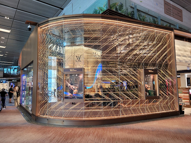 Heavenly Wang @ Changi Airport T1 Transit