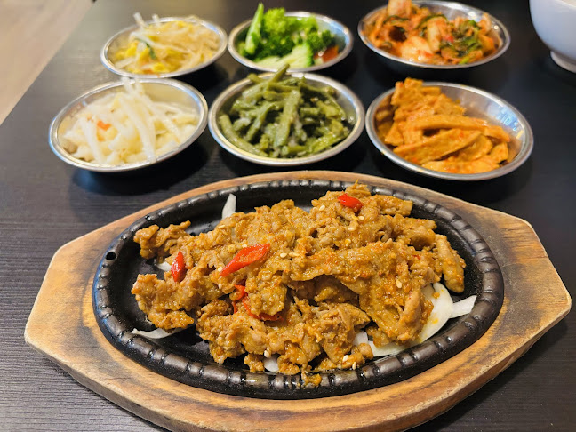 106 Clementi Street 12, #01-58/60, Singapore 120106