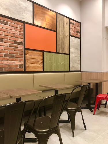 Comentarii opinii despre Burger King HillV2