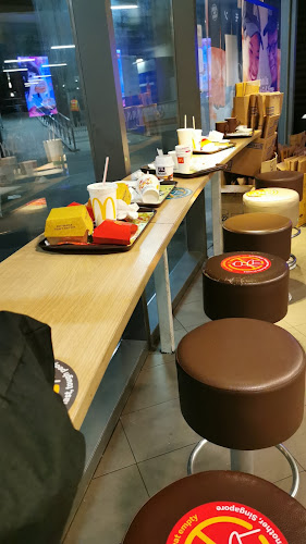 McDonald's Clementi Ave 3 - Hospitality and gastronomy