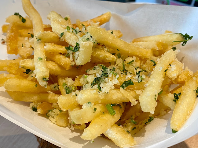 267 Upper Thomson Rd, Singapore 574394