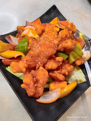 Wok Master Paya Lebar Square |Singapore Chinese Restaurant | Chili Crabs Curry Fish Head