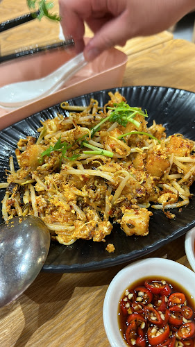 377 Hougang St. 32, #01-09 Hougang RiverCourt, Singapore 530377