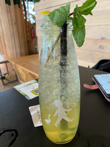 SERVUS German Burger Grill | VIVOCITY - Hospitality and gastronomy