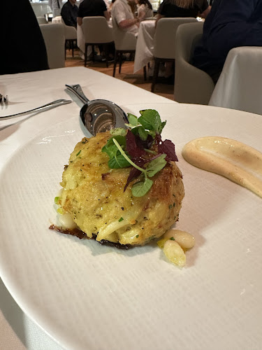 10 Bayfront Ave, B1-48 The Shoppes, Marina Bay Sands, Singapore 018956