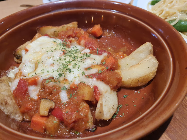 Saizeriya 51@AMK - Hospitality and gastronomy