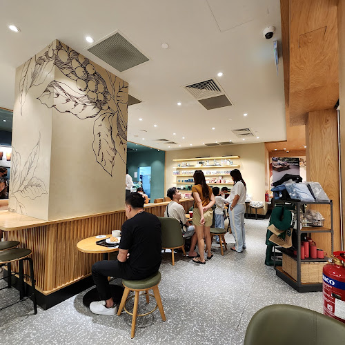 391A Orchard Road, #B1-01,Takashimaya Shopping Centre, Civic Plaza, 238873