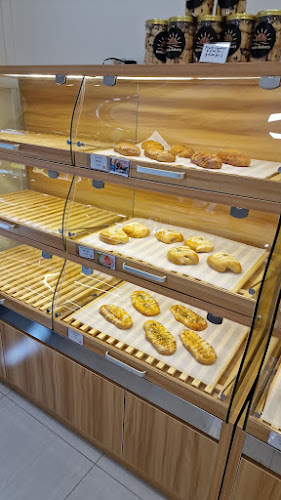 Oasis Bakery - Hospitality and gastronomy