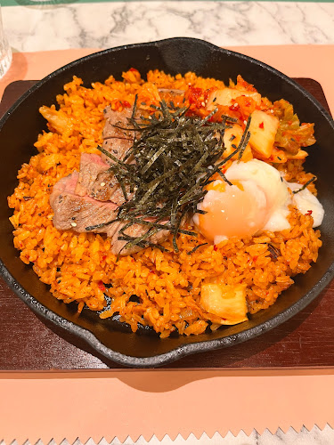 370 Alexandra Rd, #01-23/24/25/35/36 Anchorpoint Shopping Centre, Singapore 159953