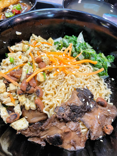 101 Upper Cross St, B1-06 Stall 10 People's Park Centre, Singapore 058357