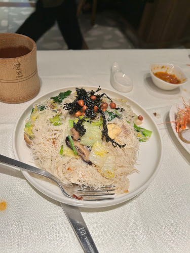 PUTIEN Holland Village - Singapore