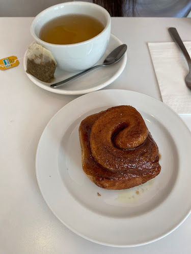 Simply Bread, Cluny Court - Singapore