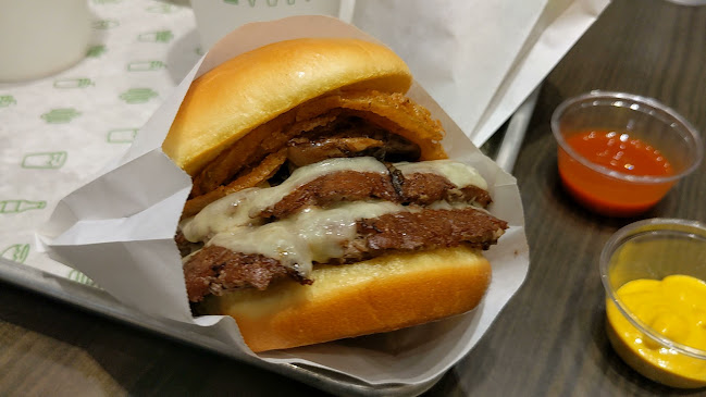 Opinii despre Shake Shack Westgate în Singapore - Hospitality and gastronomy