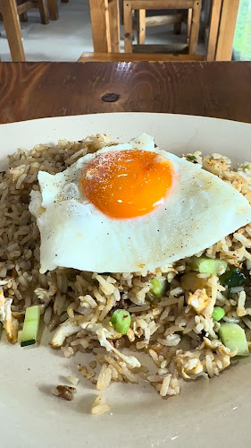 Yummy Bites (尚品小吃) - Singapore