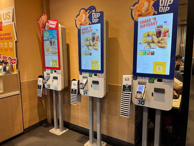 Opinii despre McDonald's Paya Lebar Square în Singapore - Hospitality and gastronomy