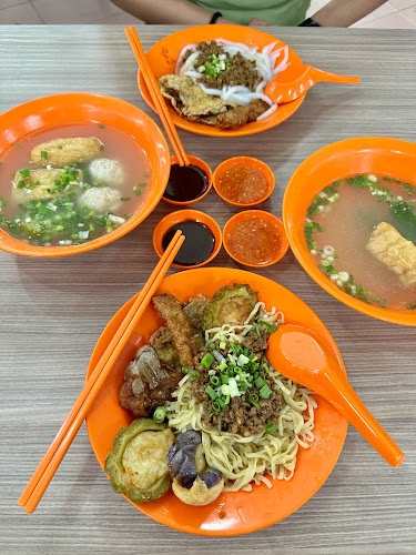 Lao Huang Hakka Niang Tou Fu - Hospitality and gastronomy