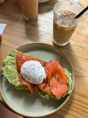 Opinii despre The Food Peeps Coffee and Deli în Singapore - Hospitality and gastronomy