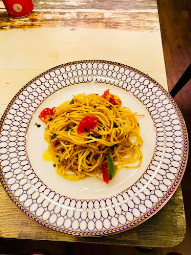 Opinii despre Bones 'n Barrels Alexandra în Singapore - Hospitality and gastronomy