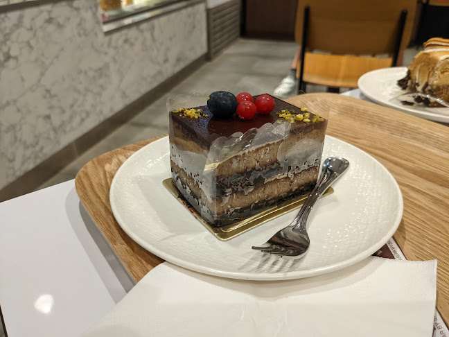 290 Orchard Rd, B1-09 Singapore Paragon Shopping Centre, Singapore 238859