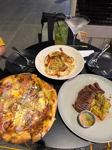 50 Jurong Gateway Rd, #01-05 Jem, Singapore 608549