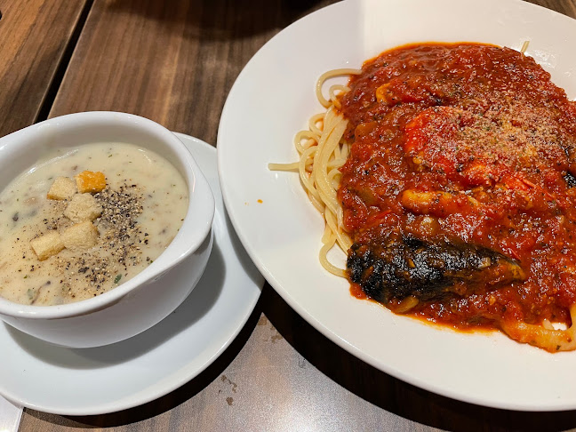 ASTONS Specialities - Hospitality and gastronomy