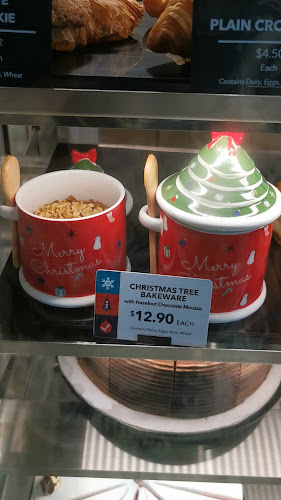 The Coffee Bean and Tea Leaf - West Mall - Hospitality and gastronomy