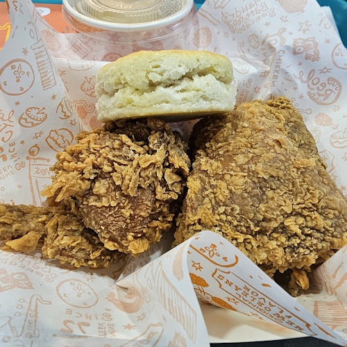 Popeyes Jurong Point - Hospitality and gastronomy