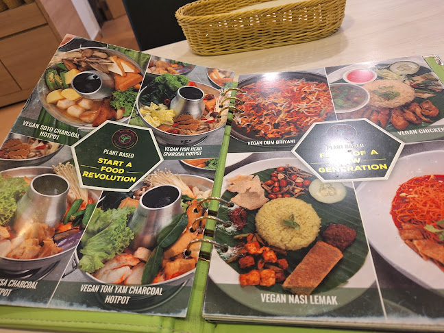 19 Upper Dickson Rd, Singapore 207478