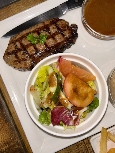 Meat n' Chill • Steak n' Ribs Restaurant - Hospitality and gastronomy