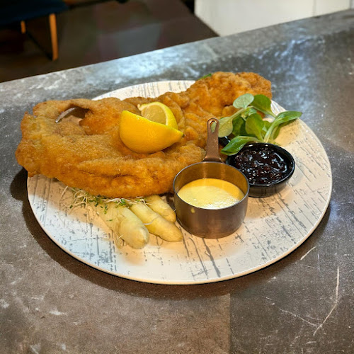 Comentarii opinii despre leopold