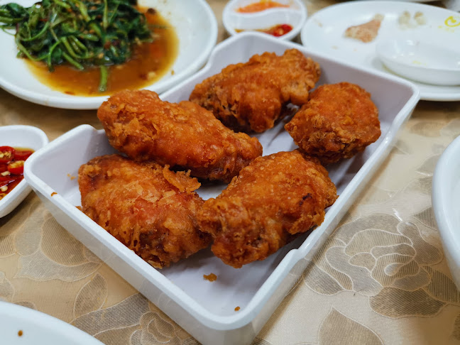 Queen of Wok - Hospitality and gastronomy