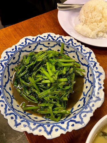 502 Jurong West Ave 1, #01-811, Singapore 640502