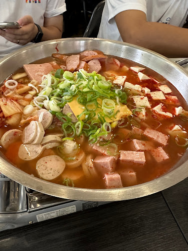 Chi-Bing - Hospitality and gastronomy