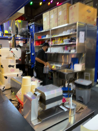 Lepak One Corner @ Canberra - Hospitality and gastronomy