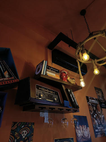 Comentarii opinii despre The Madman & Co