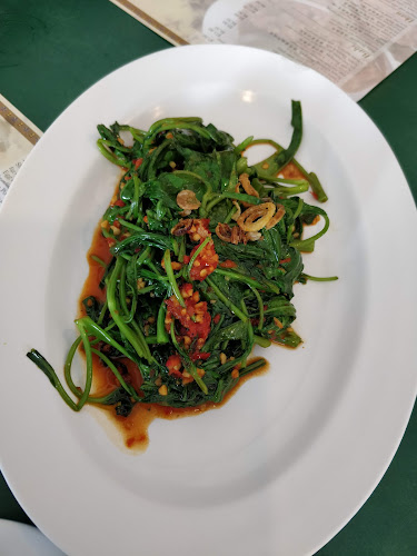 Comentarii opinii despre Ivins Peranakan Restaurant @ Binjai Park