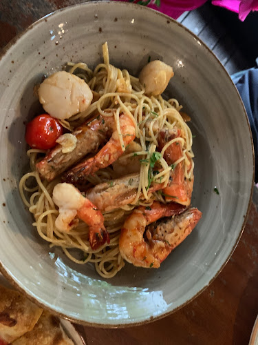 Comentarii opinii despre LINO @ Binjai Park