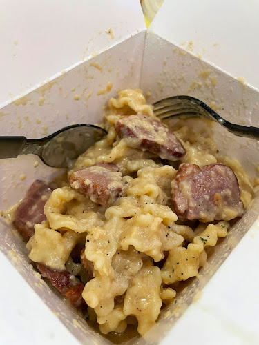 302 Tiong Bahru Rd, B1-123, Singapore 168732