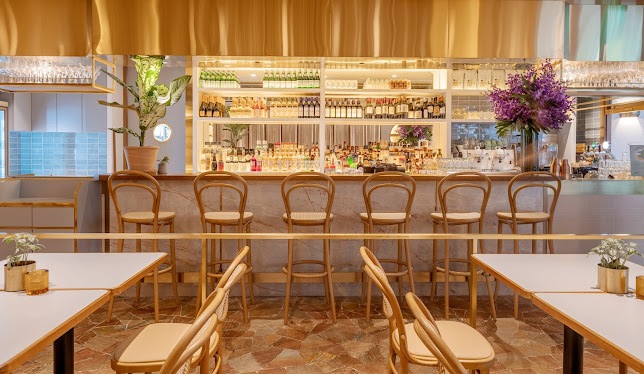 290 Orchard Rd, #01-37 Paragon Shopping Centre, Singapore 238859