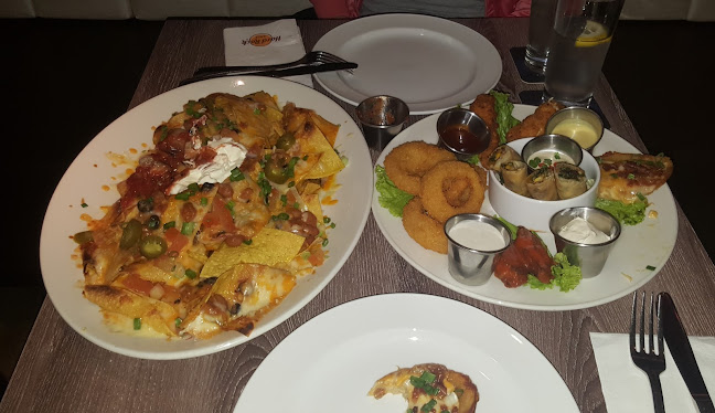 Hard Rock Cafe - Hospitality and gastronomy