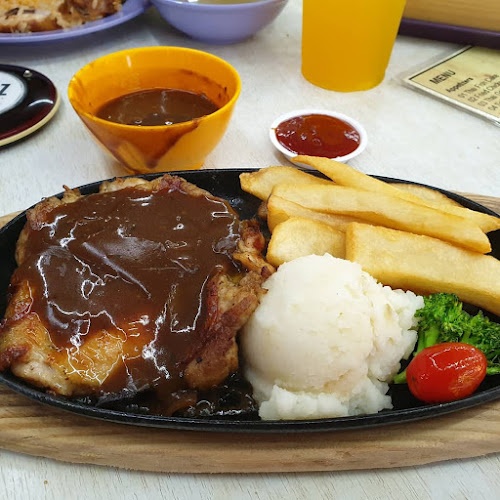 49 Teban Gardens Rd, Block 49, Singapore 600049