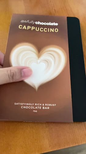 Comentarii opinii despre Awfully Chocolate Raffles City – Cake Shop, Bakery & Chocolate Cakes