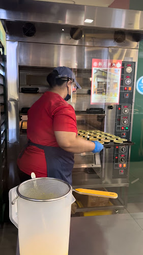 200 Victoria St, B1-K25 Bugis Junction, Singapore 188021