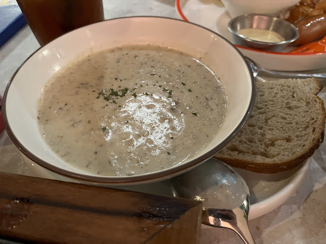 COLLIN'S® Tampines 1 - Hospitality and gastronomy