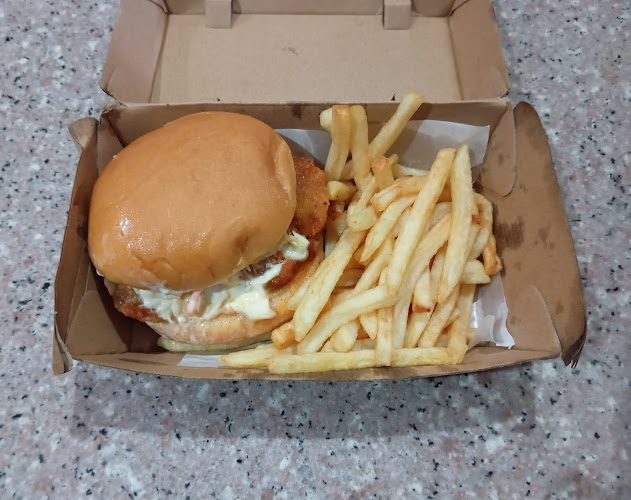 Southern Soul Nashville Fried Chicken and Burgers (Bukit Panjang Plaza) - Hospitality and gastronomy