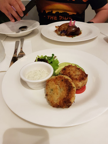 15 Dempsey Rd, Singapore 249675