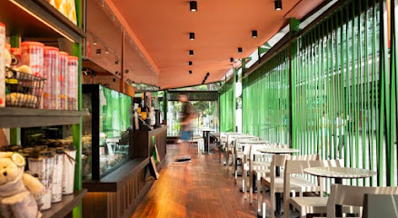 Starbucks Orchard Cineleisure