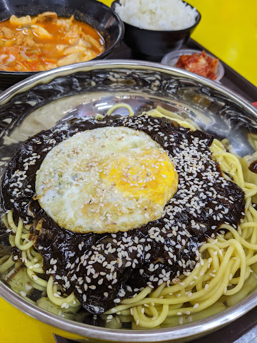 125 Lor 1 Toa Payoh, #01-523 Block 125, Singapore 310125