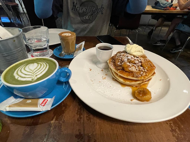 Opinii despre Jimmy Monkey Cafe & Bar în Singapore - Hospitality and gastronomy