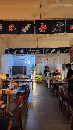 318 Changi Rd, Singapore 419793